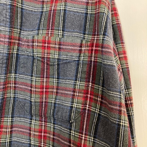 LL Bean red and gray plaid flannel button up shirt jacket shacket - Picture 5 of 5
